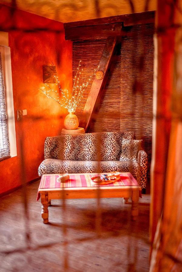 Domaine De La Croix Du Vexin Bed & Breakfast Themericourt Luaran gambar